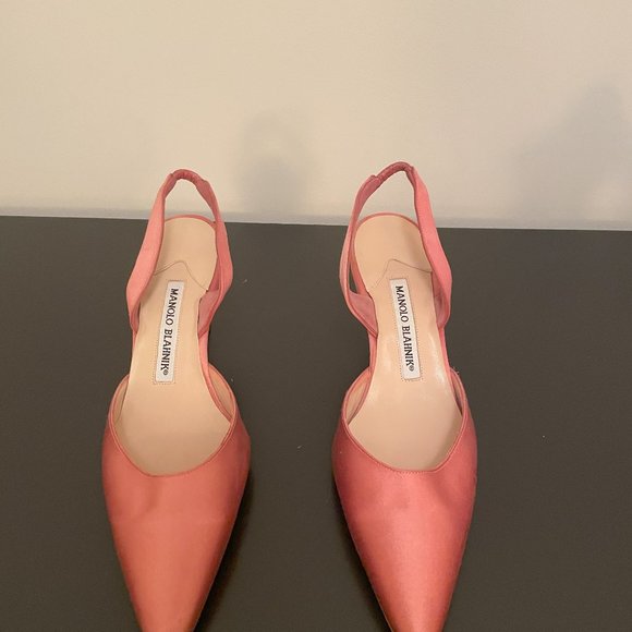 Manolo Blahnik Pink Satin Slingback Pumps - Picture 3 of 4